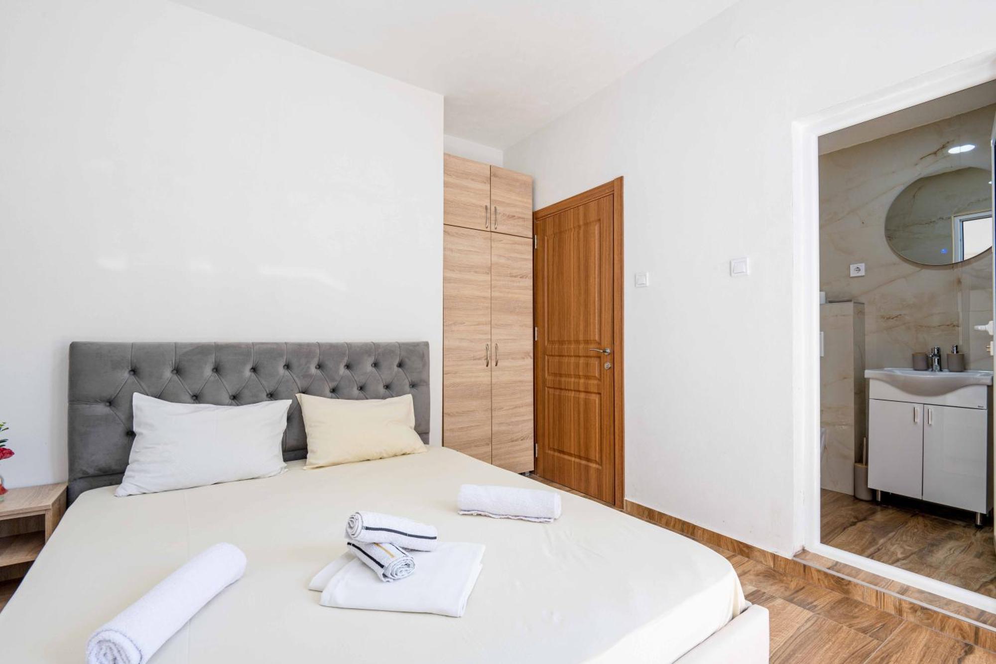 Sumice Inn Petrovac Exterior photo